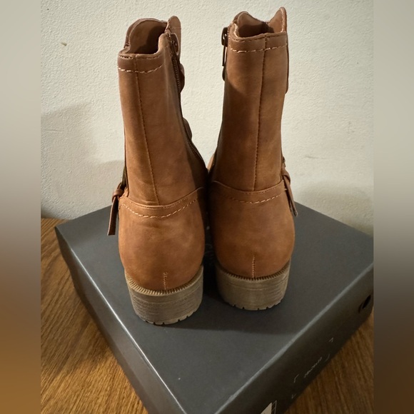 VJH confort Women's Mid Calf Boots, Comfort Buckle Slouchy Booties w/Side Zipper - Picture 5 of 13